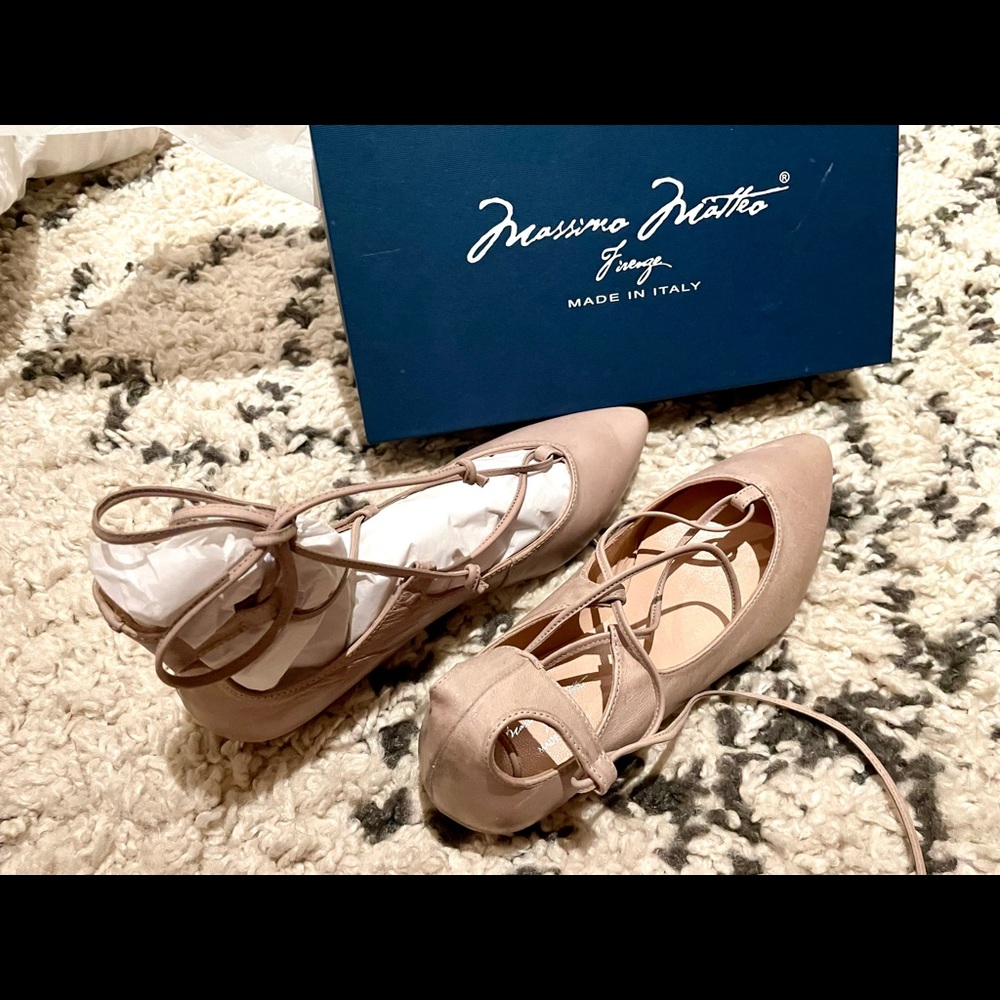 Massimo Matteo Nebbia Ankle Flats - new in box, never worn